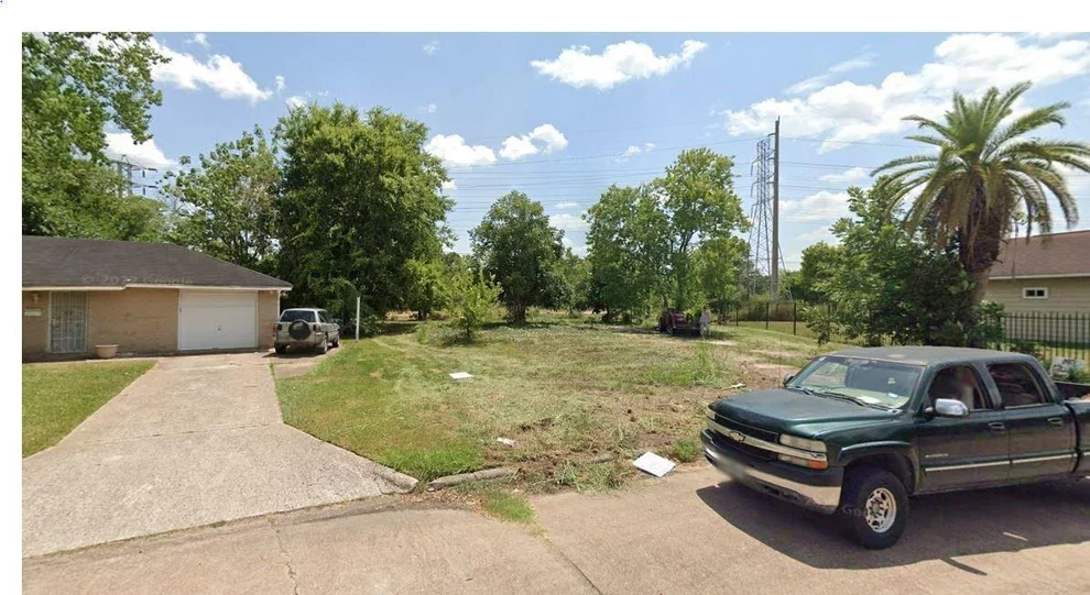 Unit for sale at 5606 Bayfield Drive, Houston, TX 77033