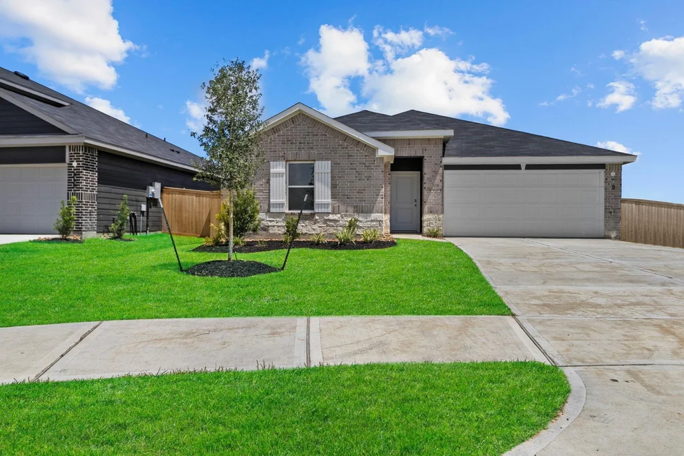 Unit for sale at 549 Wax Myrtle Way, Hockley, TX 77447