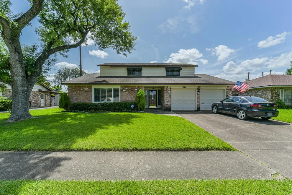 Unit for sale at 7622 Eichler Drive, Houston, TX 77036