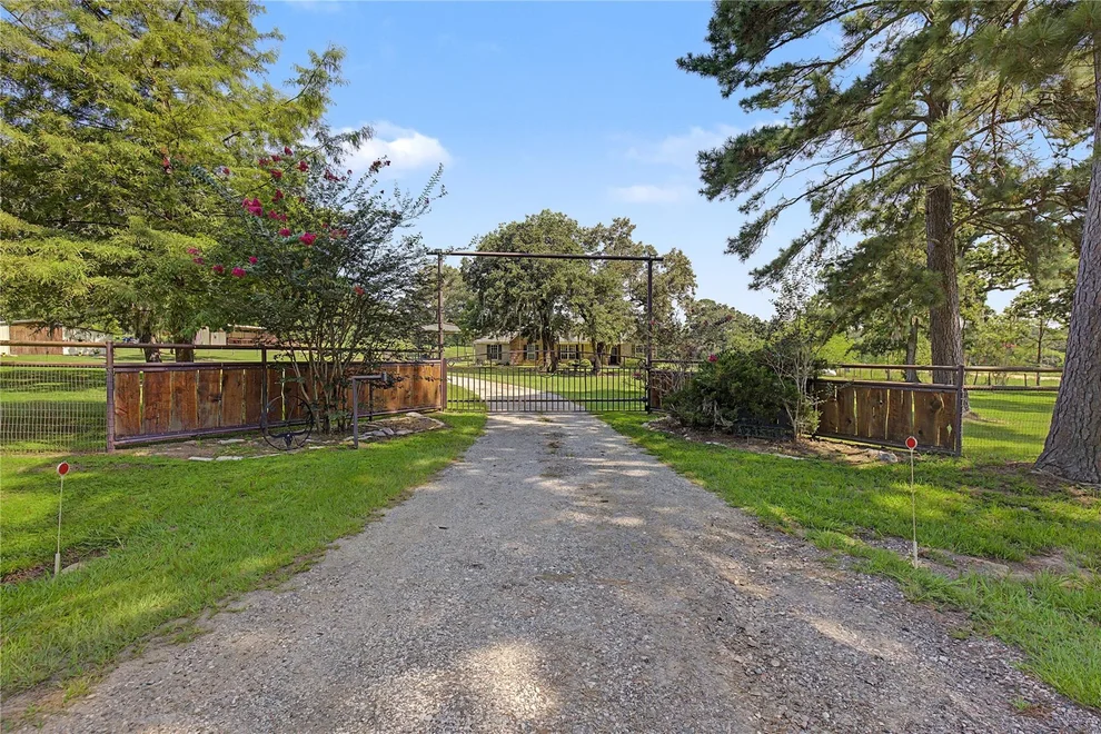 Unit for sale at 23530 Hargrave Road, Hockley, TX 77447
