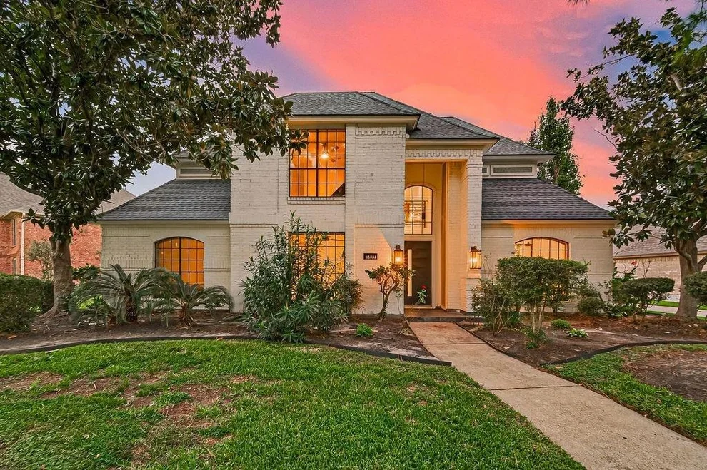 Unit for sale at 15834 Signal Creek Drive, Houston, TX 77095