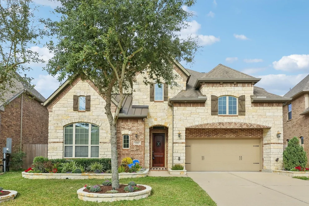 Unit for sale at 2333 Shallow Creek Lane, Friendswood, TX 77546