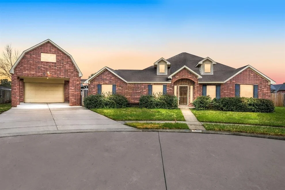 Unit for sale at 1811 Maricopa Court, League City, TX 77573