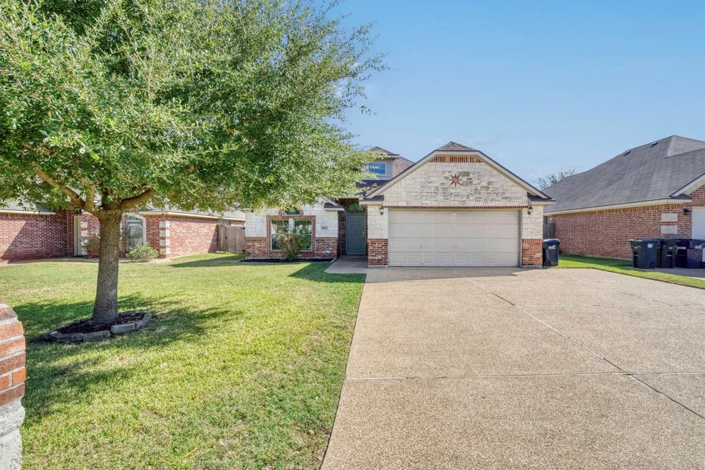 Unit for sale at 904 Turtle Dove, College Station, TX 77845