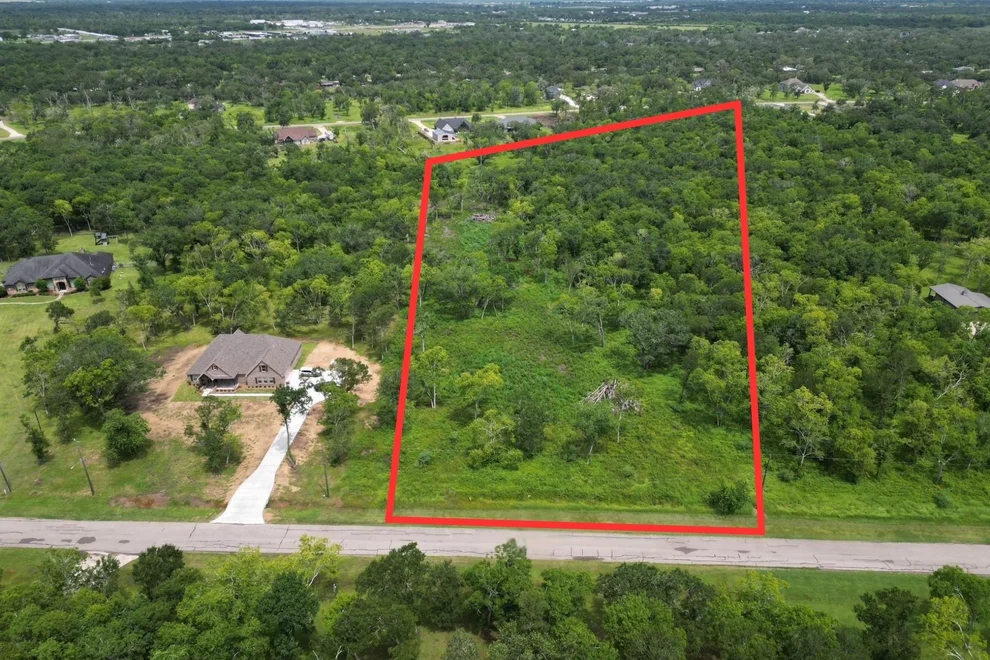 Unit for sale at 32510 Redfish Trail, Richwood, TX 77515
