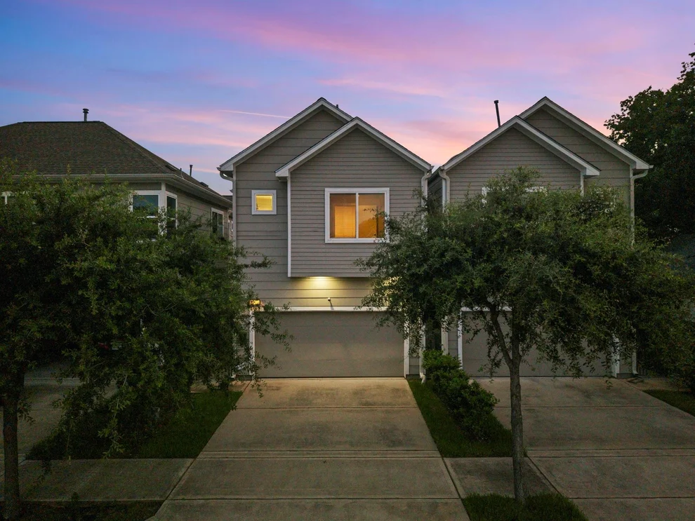 Unit for sale at 2307 Clementine Street, Houston, TX 77020