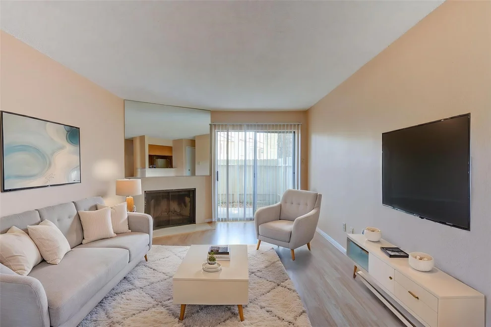 Unit for sale at 2120 El Paseo Street, Houston, TX 77054