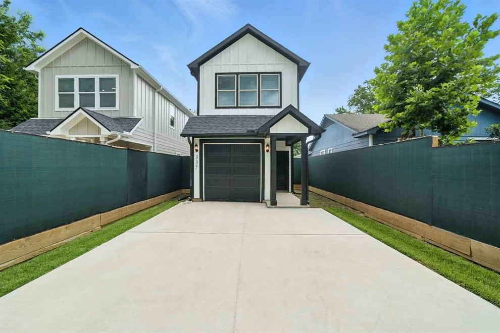 Unit for sale at 337 Todd Street, Tomball, TX 77375