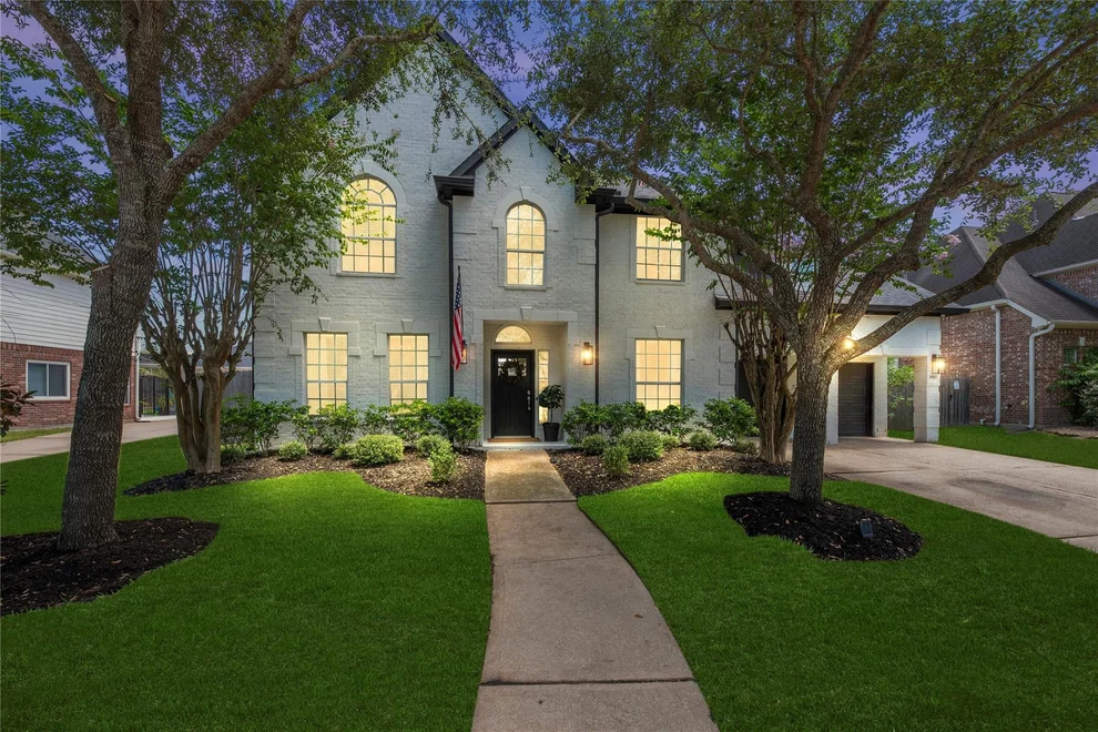 Unit for sale at 8911 Helena Bend, Missouri City, TX 77459