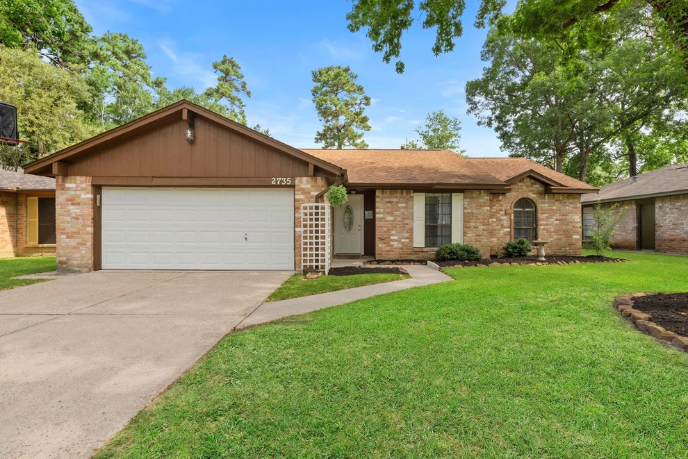 Unit for sale at 2735 Tinechester Drive, Houston, TX 77339