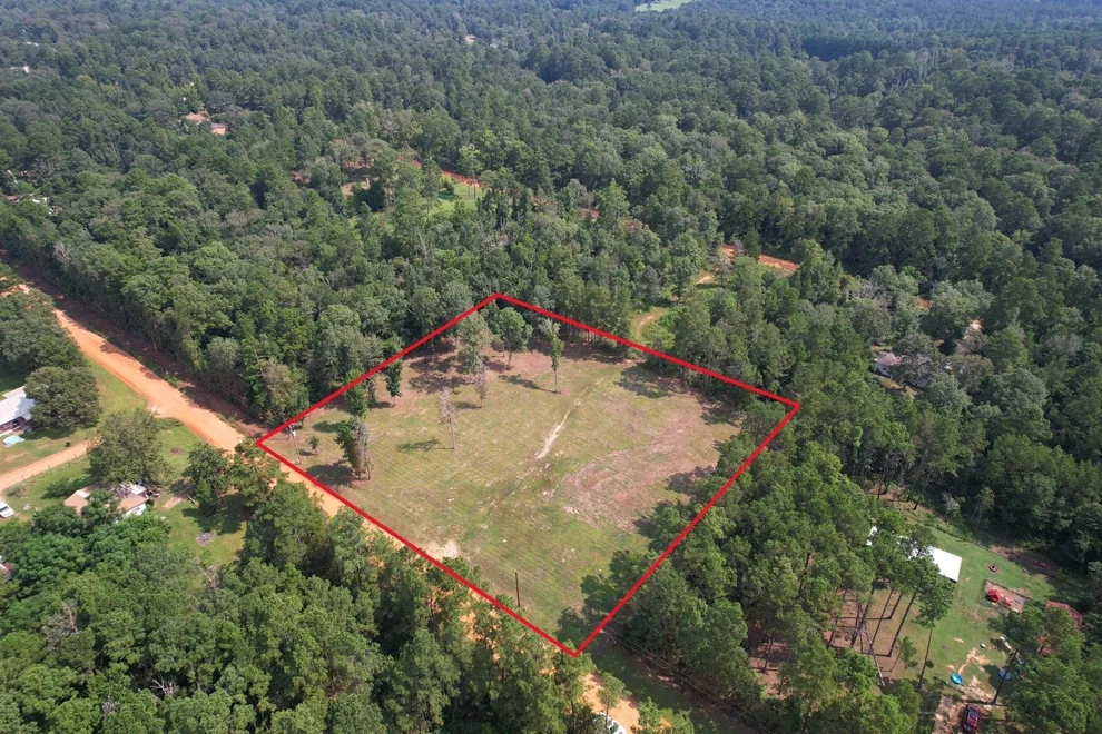 Unit for sale at 663 The Ole Barney Road, Livingston, TX 77351