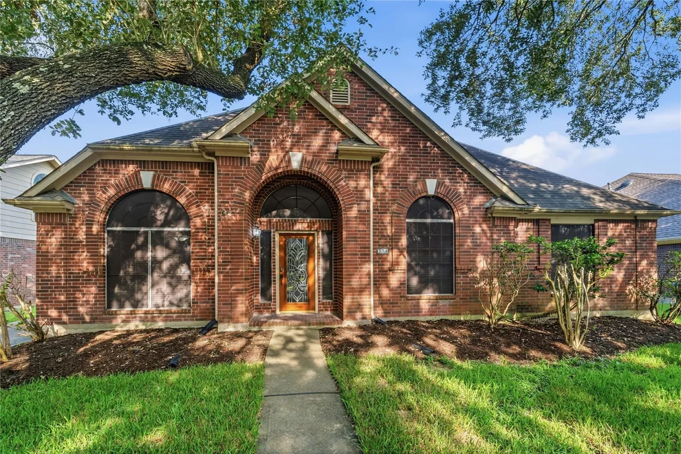 Unit for sale at 334 Indian Summer Drive, Sugar Land, TX 77479