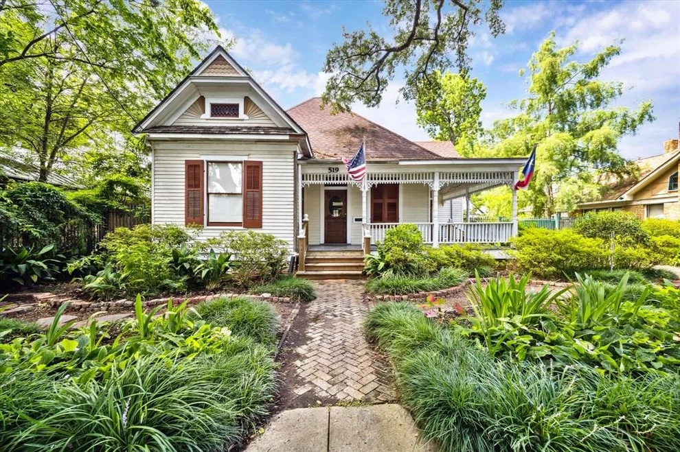 Unit for sale at 519 Bayland Avenue, Houston, TX 77009