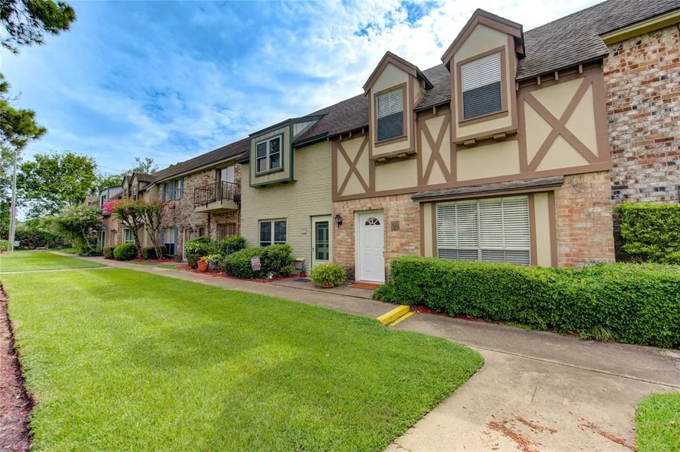 Unit for sale at 14719 Barryknoll Lane, Houston, TX 77079