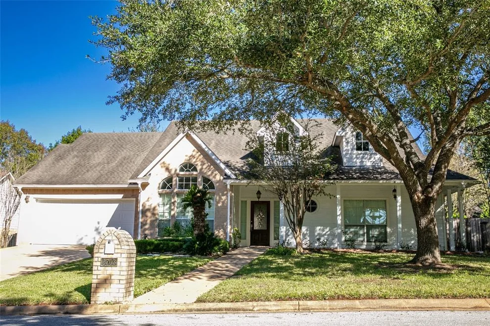 Unit for sale at 2703 Chase Street, Brenham, TX 77833