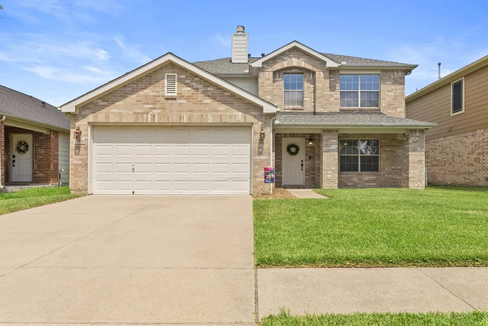 Unit for sale at 7906 Owl Lane, Baytown, TX 77523