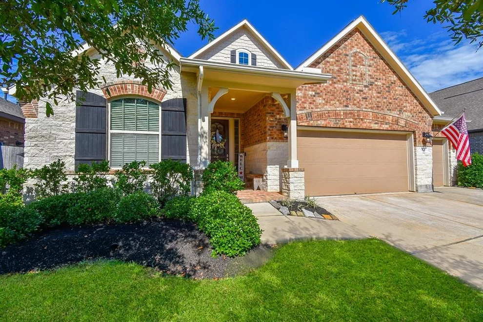 Unit for sale at 18273 Evanhale Bend Drive, Cypress, TX 77429