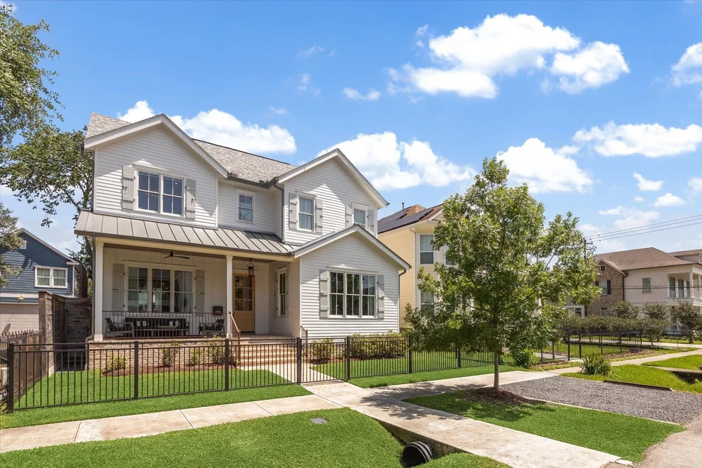 Unit for sale at 639 E 10th Street, Houston, TX 77008
