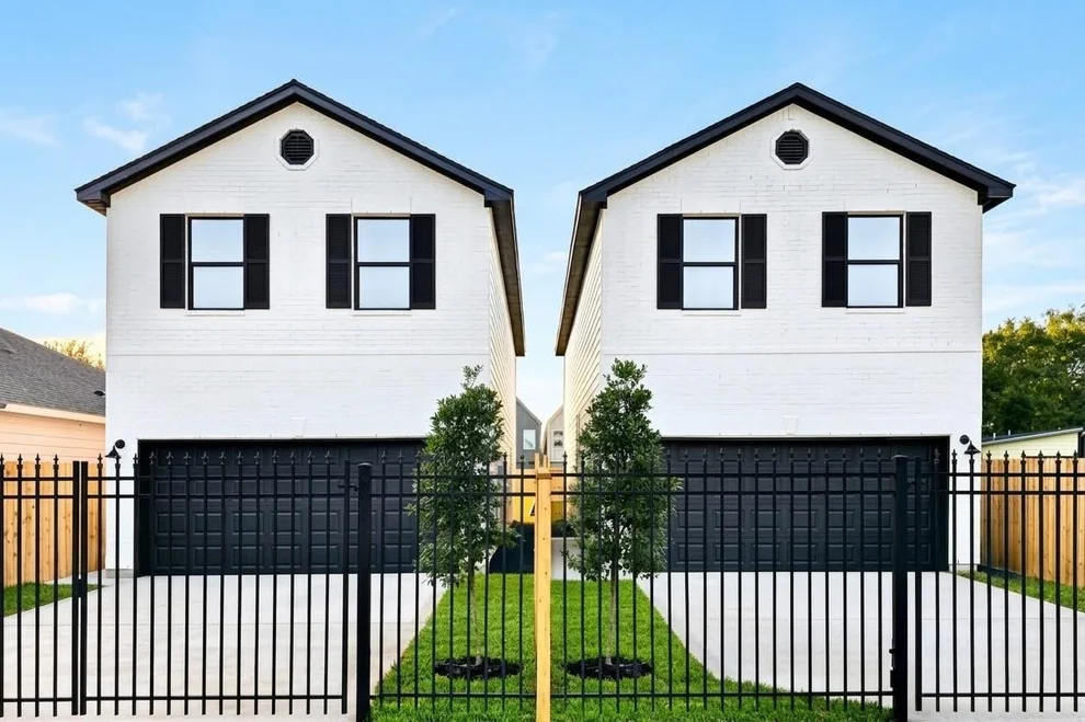 Unit for sale at 5915 Haight Street, Houston, TX 77028