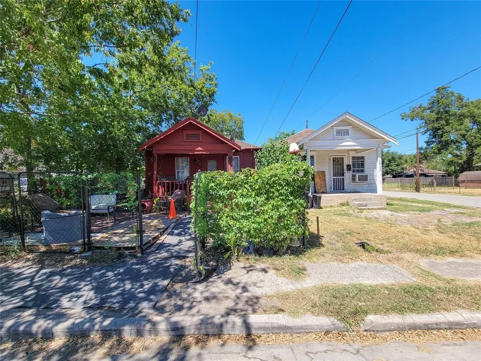 Unit for sale at 2531 Jones Street, Houston, TX 77026