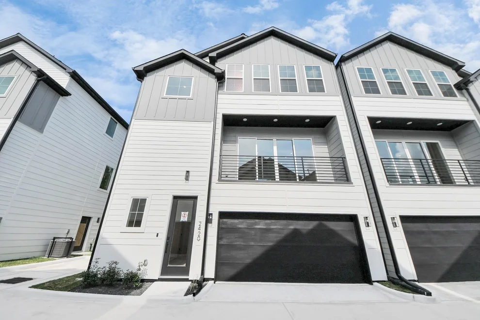 Unit for sale at 2420 Harrington Street, Houston, TX 77026