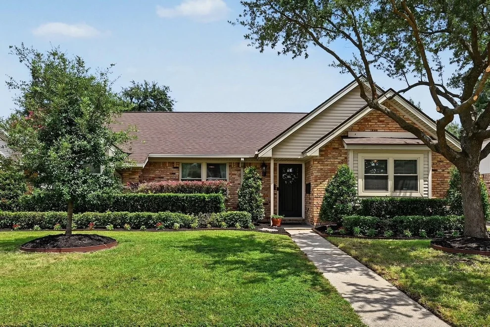 Unit for sale at 2411 Tannehill Drive, Houston, TX 77008
