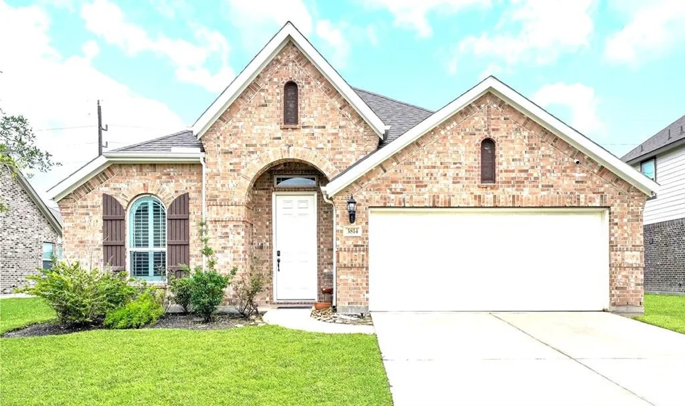 Unit for sale at 3814 W Vicksburg Estates Drive, Missouri City, TX 77459