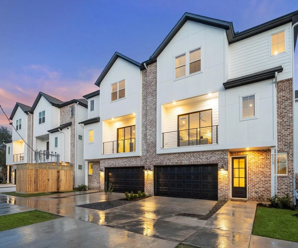 Unit for sale at 127 Eastwood Street, Houston, TX 77011