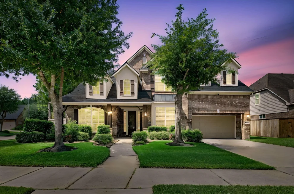 Unit for sale at 27903 Bracken Hurst Drive, Katy, TX 77494