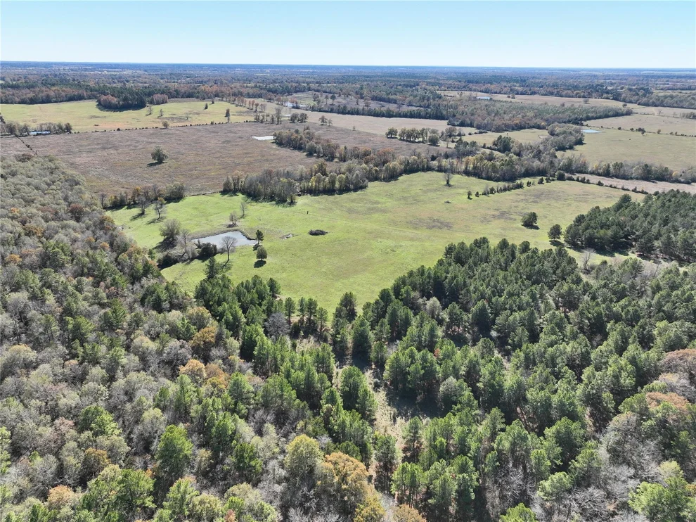Unit for sale at 2 Highway 7 West, Crockett, TX 75835