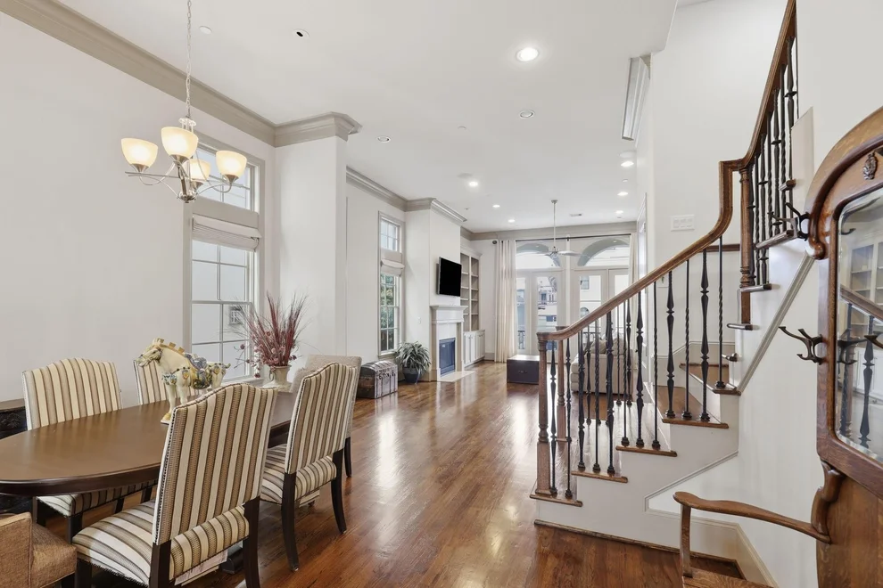Unit for sale at 314 W Clay Street, Houston, TX 77019