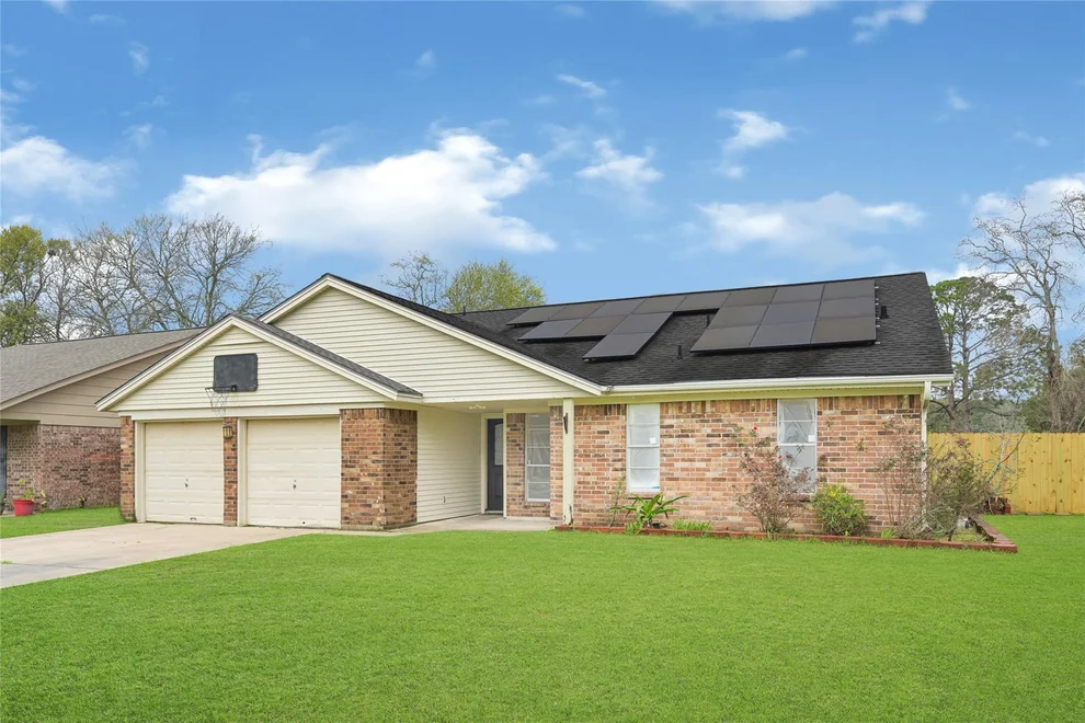 Unit for sale at 4102 Townes Forest Road, Friendswood, TX 77546