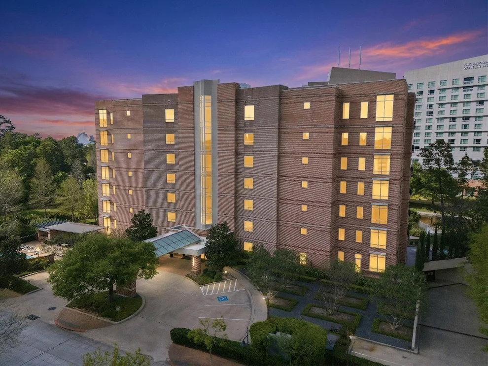 Unit for sale at 3 Waterway Court, The Woodlands, TX 77380