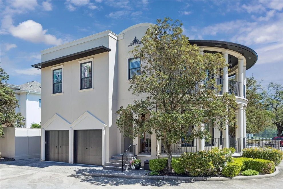 Unit for sale at 102 Vieux Carre Drive, Houston, TX 77009