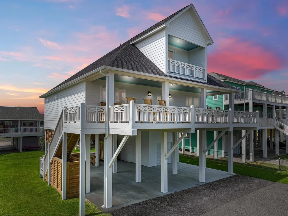 Unit for sale at 2301 Trinidad Drive, Crystal Beach, TX 77650