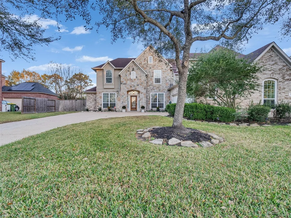 Unit for sale at 2407 Beacon Pointe, Pearland, TX 77584