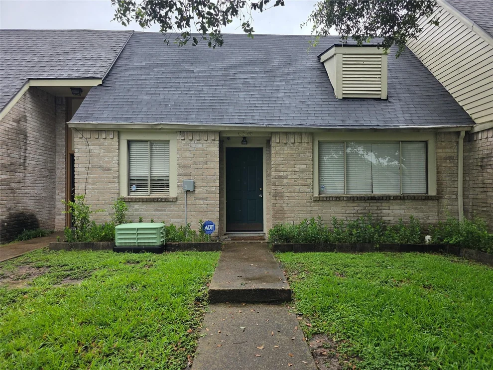 Unit for sale at 6320 Rumford Lane, Houston, TX 77084