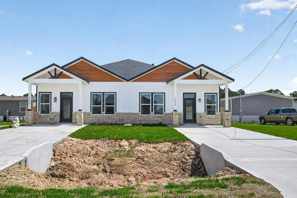 Unit for sale at 1132 Longleaf Pine St Street, Huffman, TX 77336