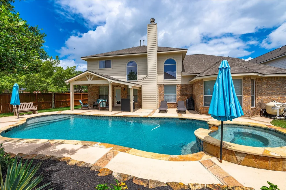 Unit for sale at 2515 Bennington Court, League City, TX 77573