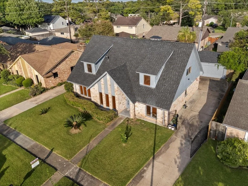 Unit for sale at 2719 Field Line Drive, Sugar Land, TX 77479