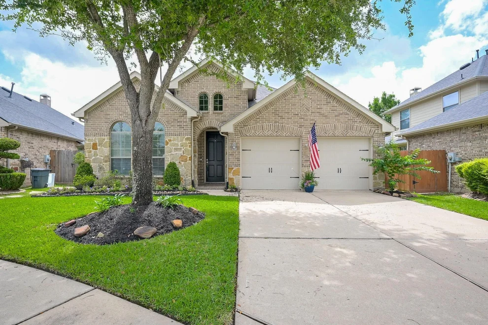 Unit for sale at 28115 Chalet Park Drive, Katy, TX 77494