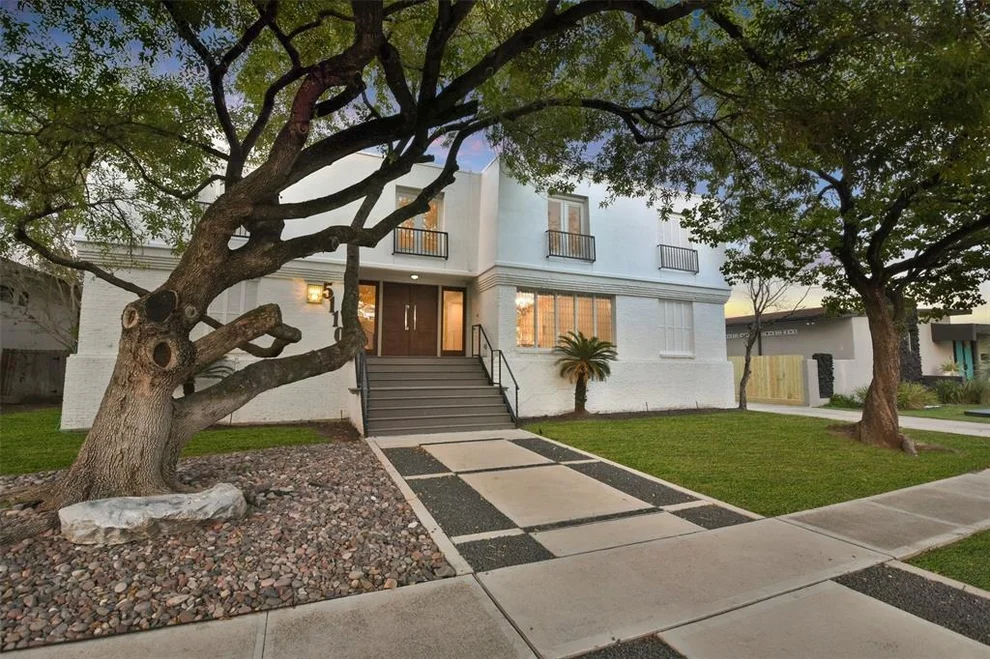 Unit for sale at 5110 Contour Place, Houston, TX 77096