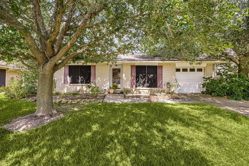 Unit for sale at 1342 Castle Glen Drive, Houston, TX 77015