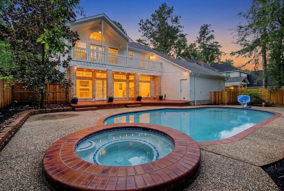 Unit for sale at 87 Rush Haven Drive, The Woodlands, TX 77381
