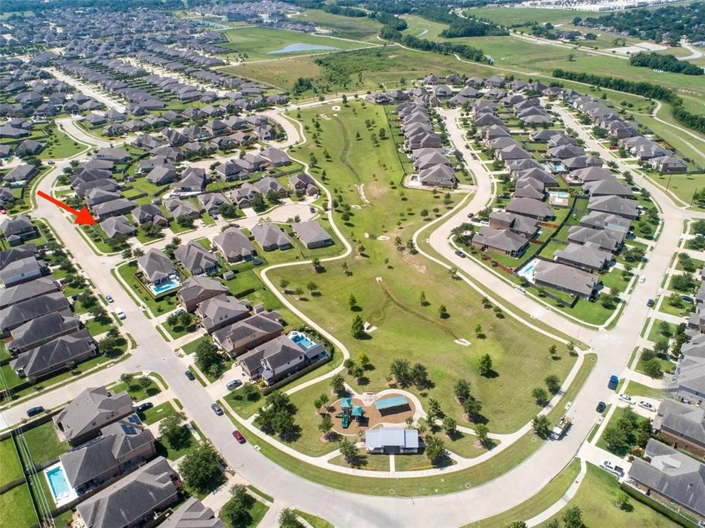 Unit for sale at 1902 Emerald Breeze Court, Pearland, TX 77089