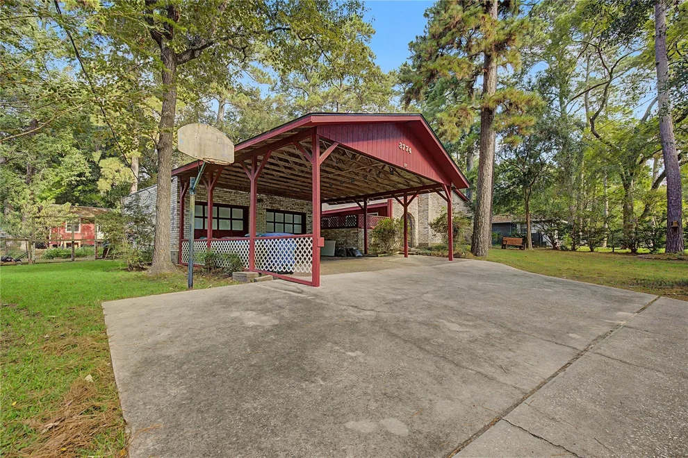 Unit for sale at 3774 Spring Drive, Huntsville, TX 77340