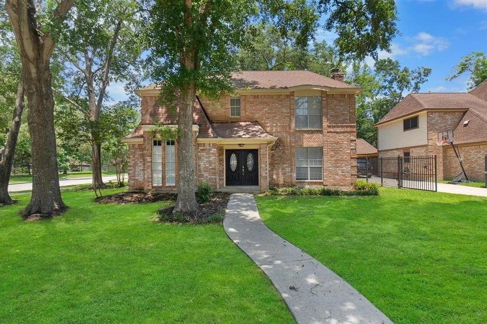 Unit for sale at 3334 Waxcandle Drive, Spring, TX 77388