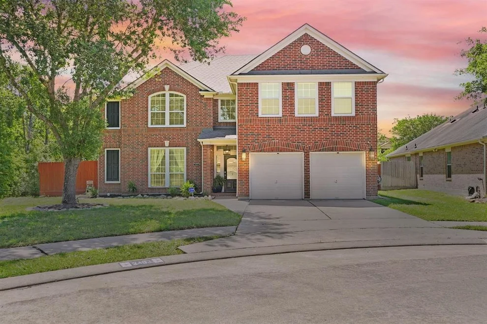 Unit for sale at 2403 Shadow Oaks Drive, Fresno, TX 77545