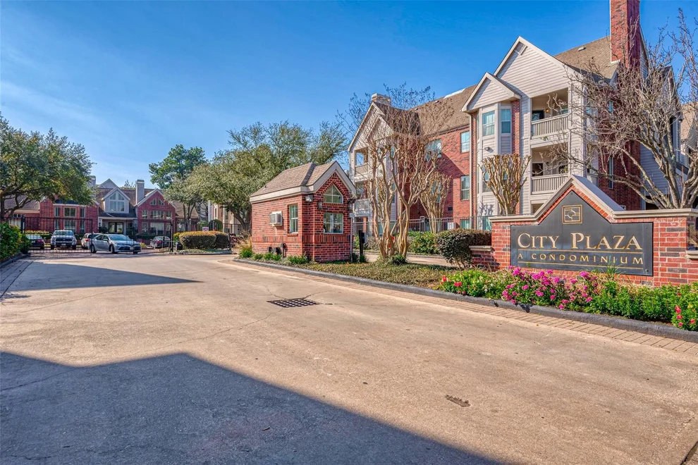 Unit for sale at 1330 Old Spanish Trail, Houston, TX 77054