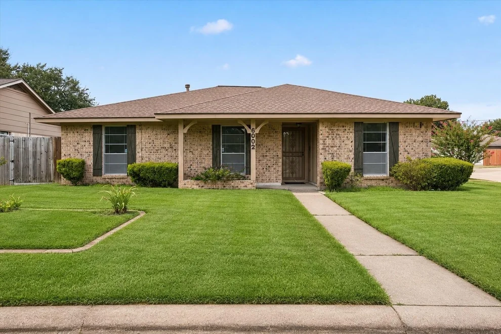 Unit for sale at 6002 Weeping Willow Road, Houston, TX 77092